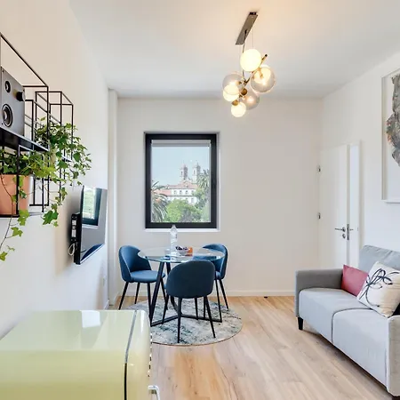Apartment Rola Art Work Ii By Da'home Porto