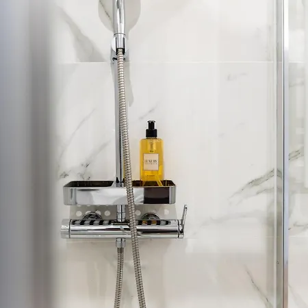 Apartment Rola Art Work Ii By Da'home Porto