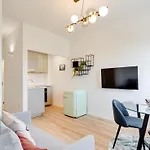 Apartman Rola Art Work Ii By Da'home *