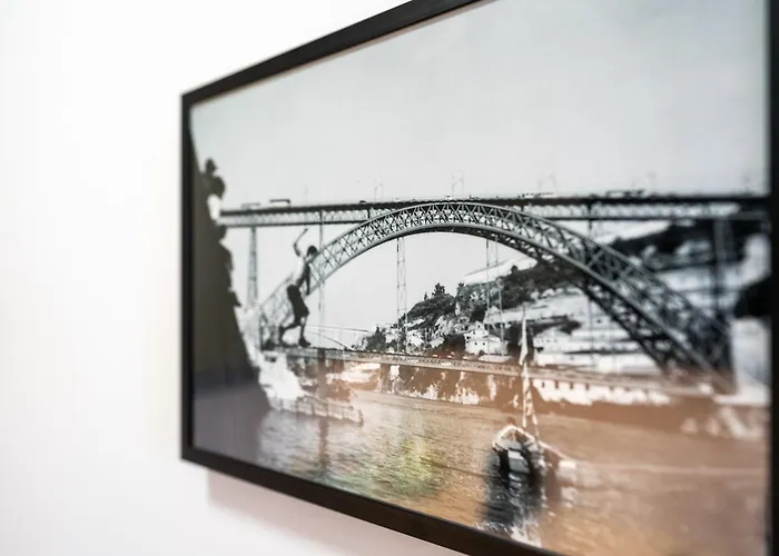 Rola Art Work Ii By Da'home Oporto